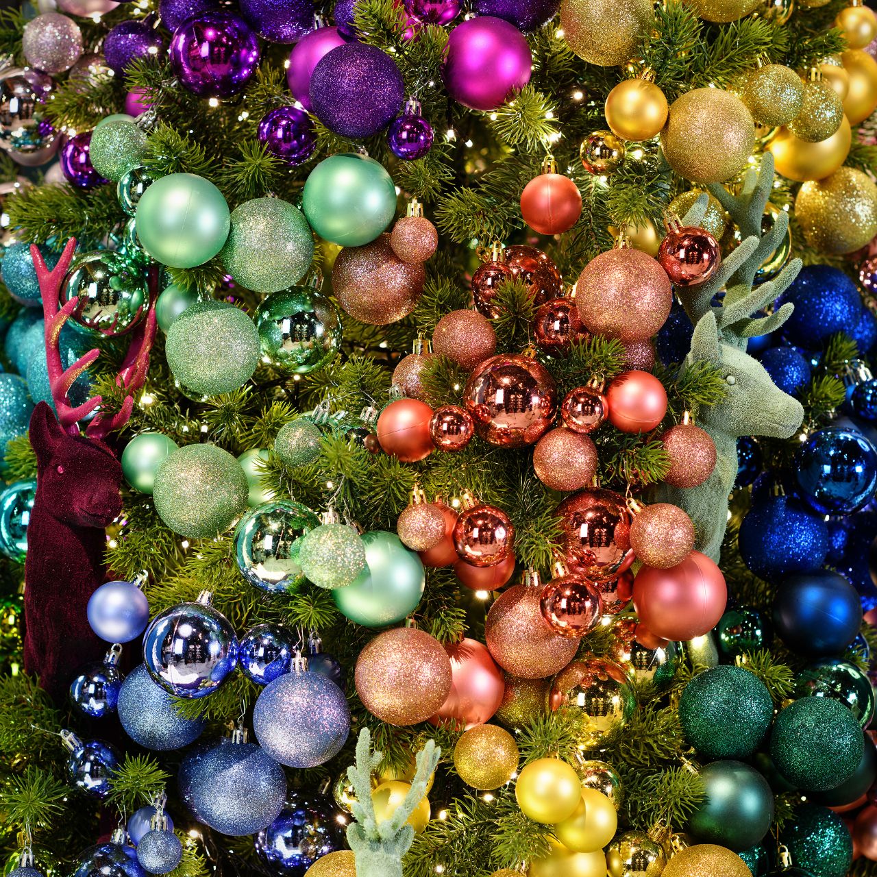 Boules de Noël rose - lot de 111- Ø 3/4/6 cm