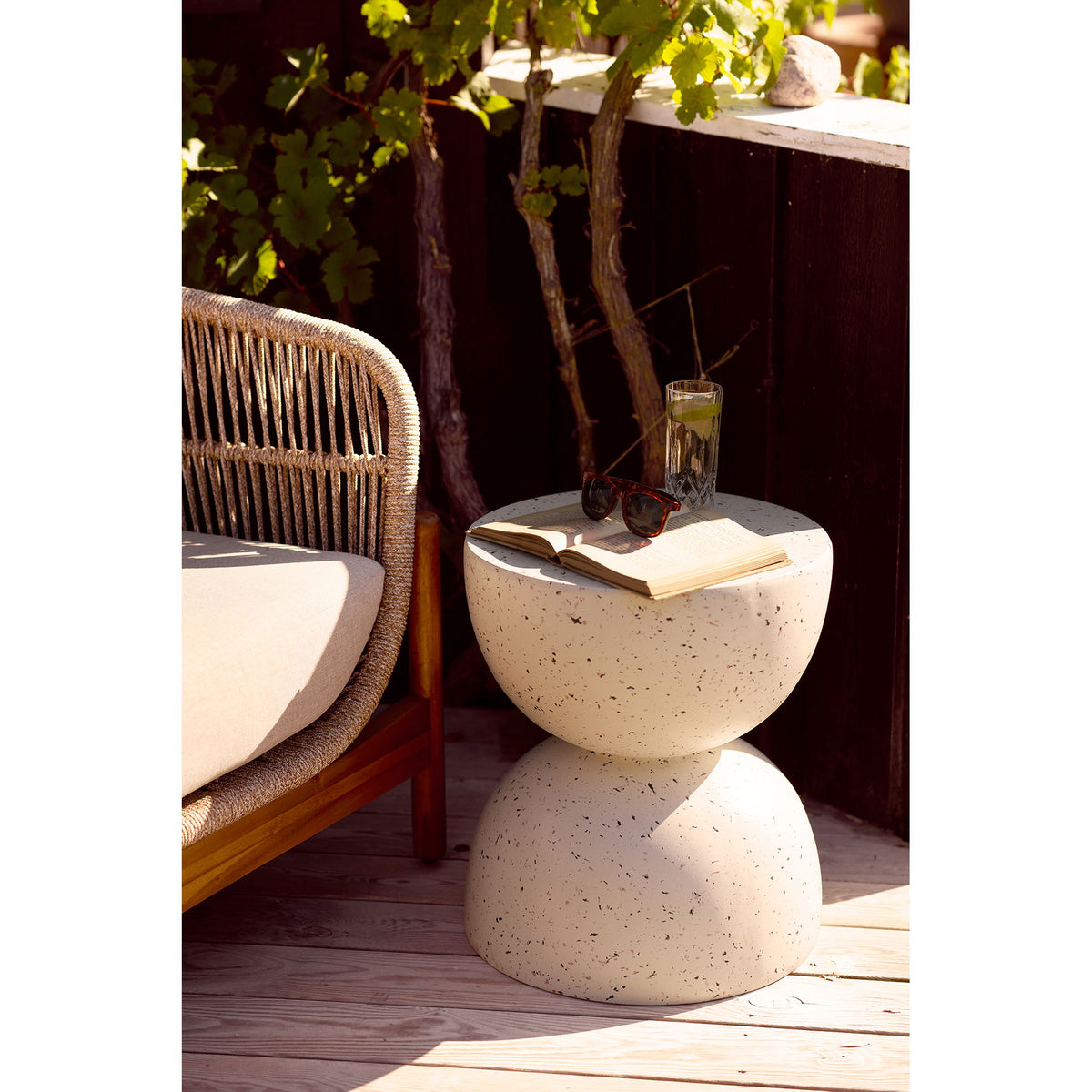 Table d’appoint Bonita effet terrazzo – Ø40 × H45 cm