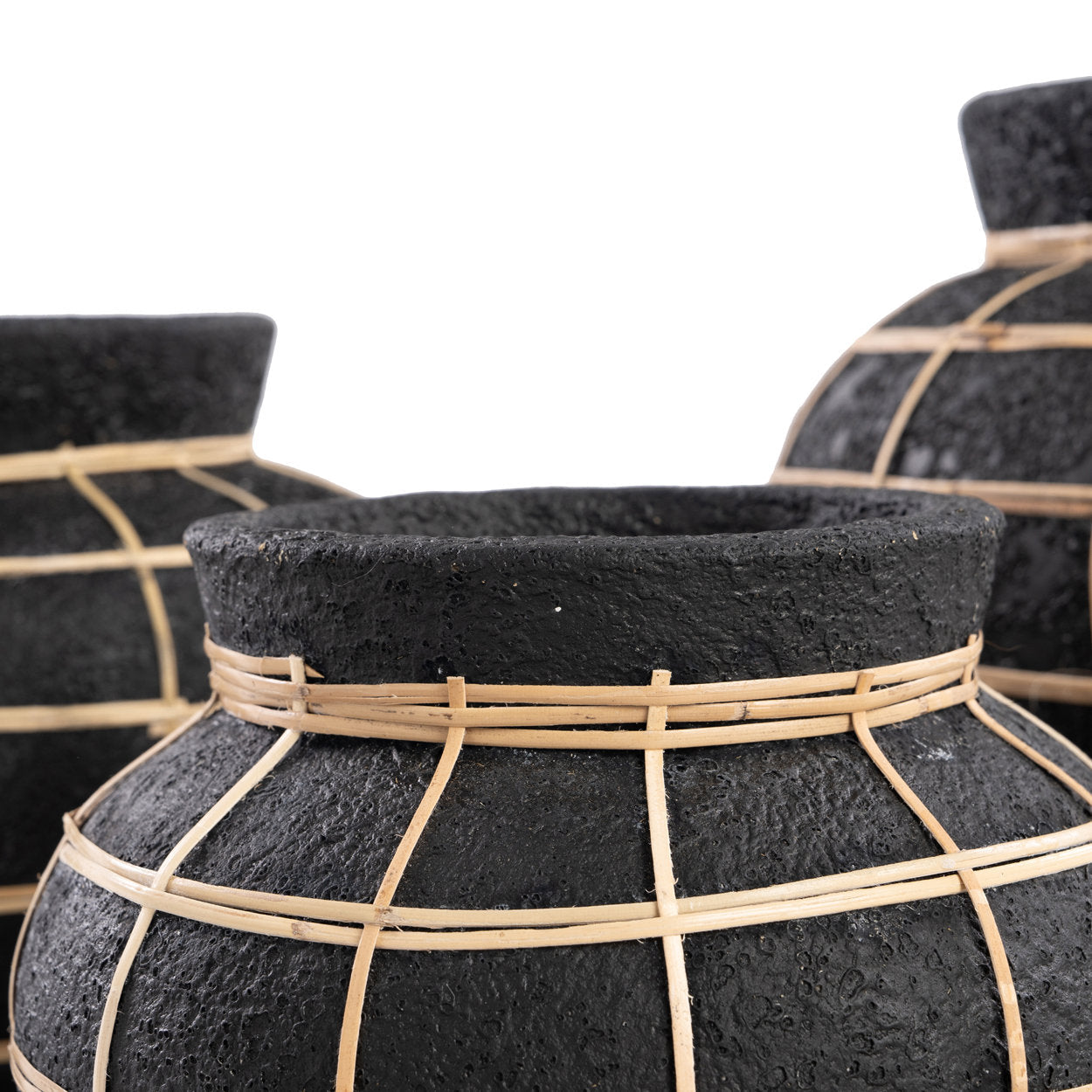 Vase Belly noir naturel en terre cuite – M