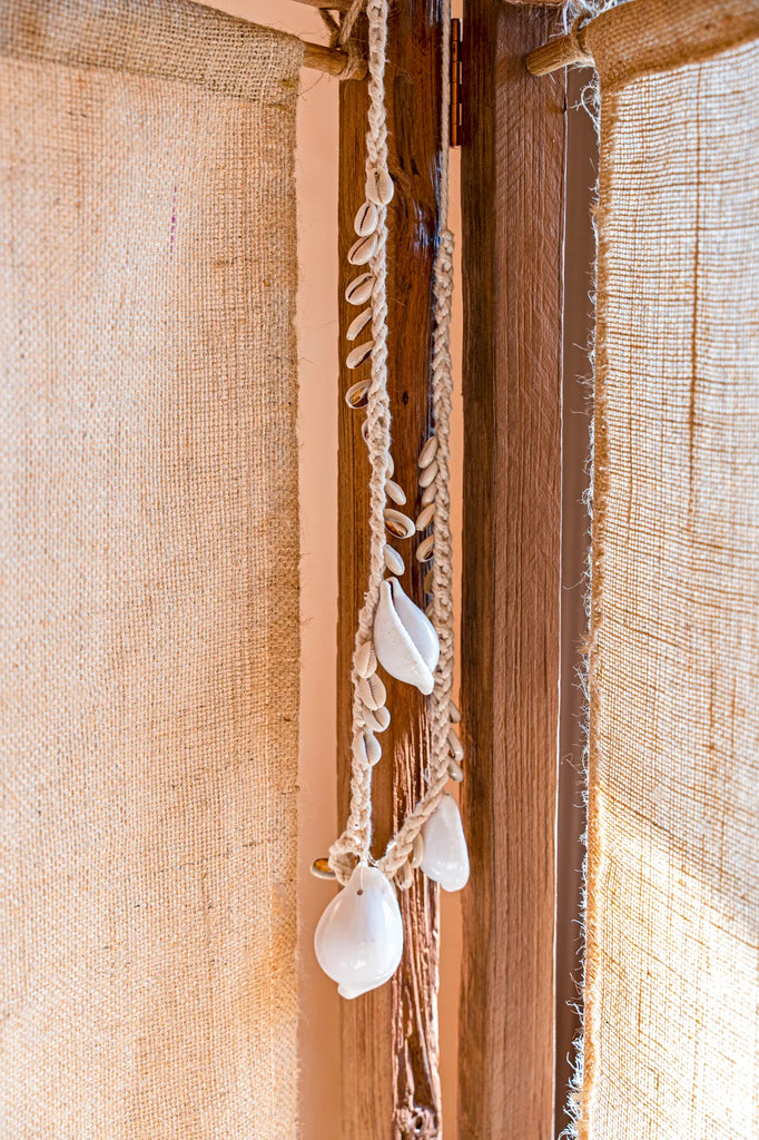 Le Collier Big White Cowrie - Blanc