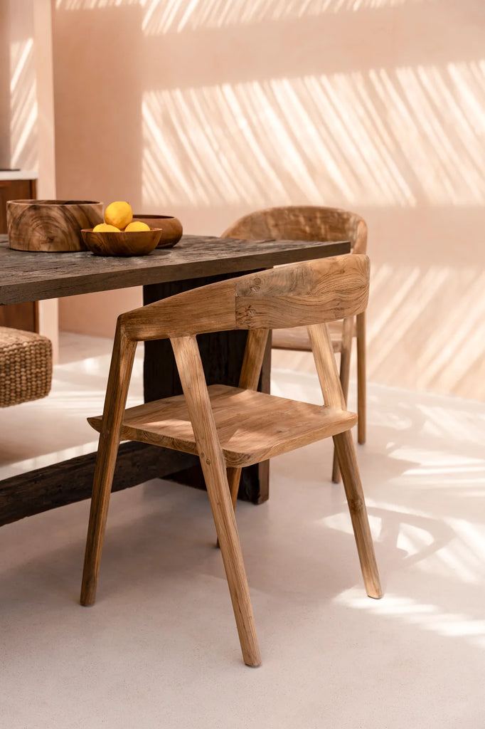 La chaise de salle à manger Teluk