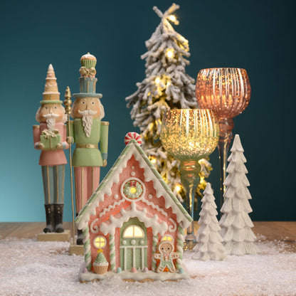 Maison en pain d’épices LED en polyresine, multicolore – 19 × 24 × 15 cm