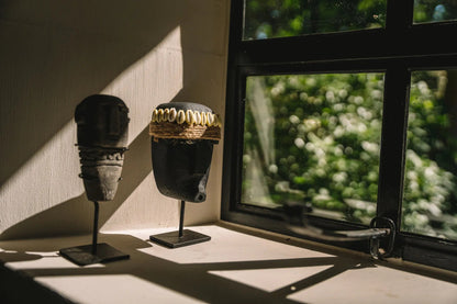 La statue Sumba #35 sur pied