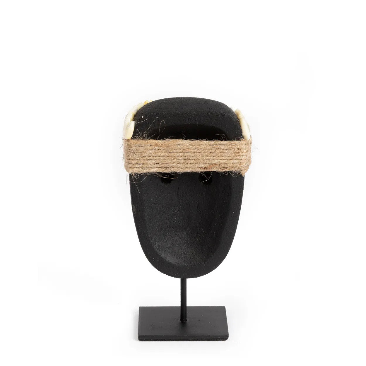 La statue Sumba #35 sur pied