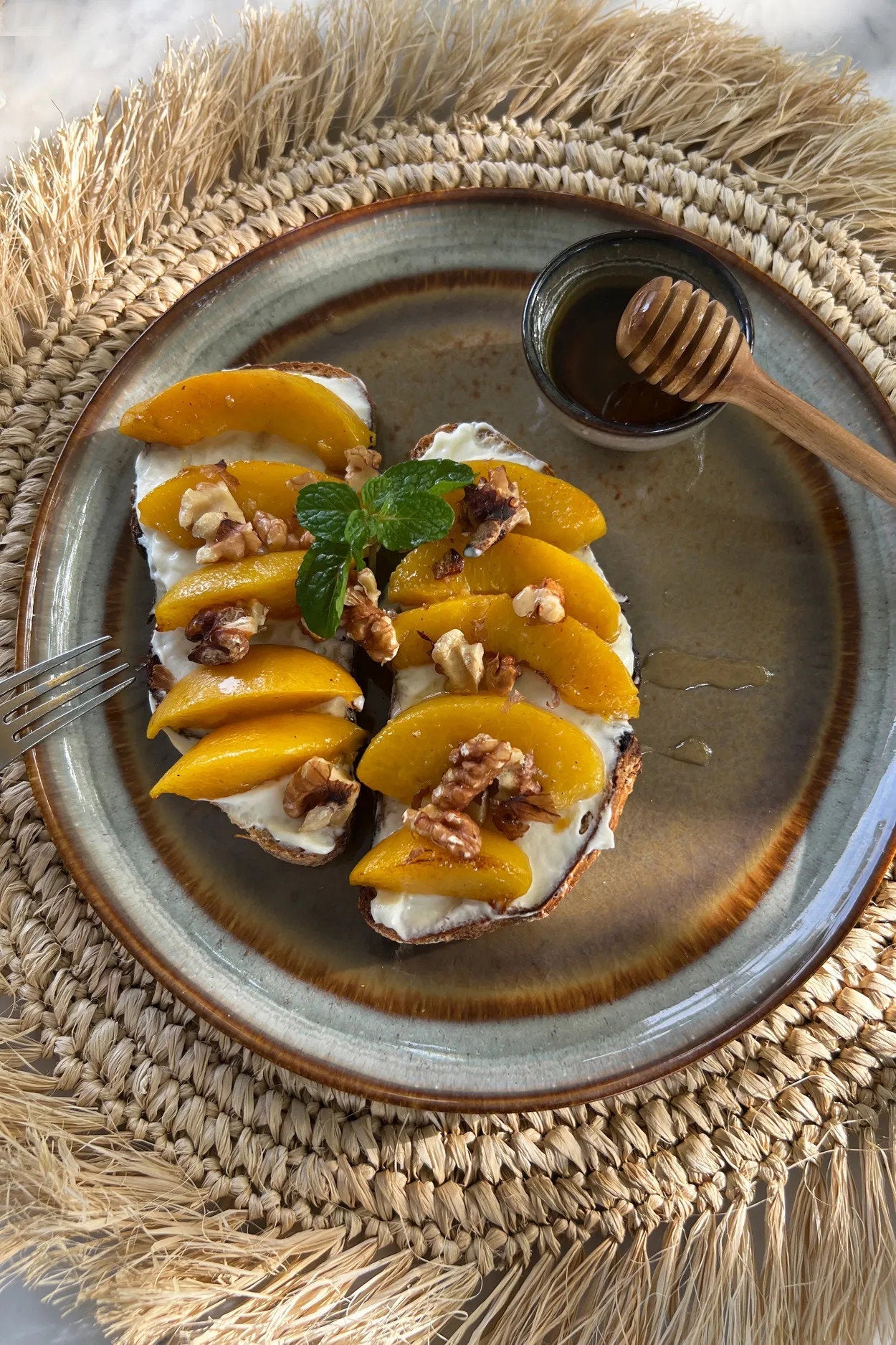 Rouleau à  de racine de teck