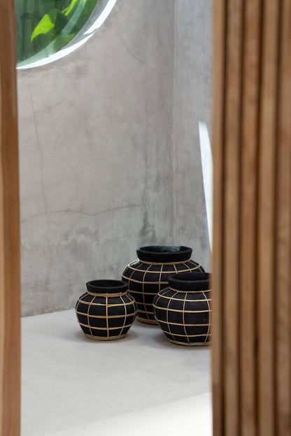Vase Belly noir naturel en terre cuite – L