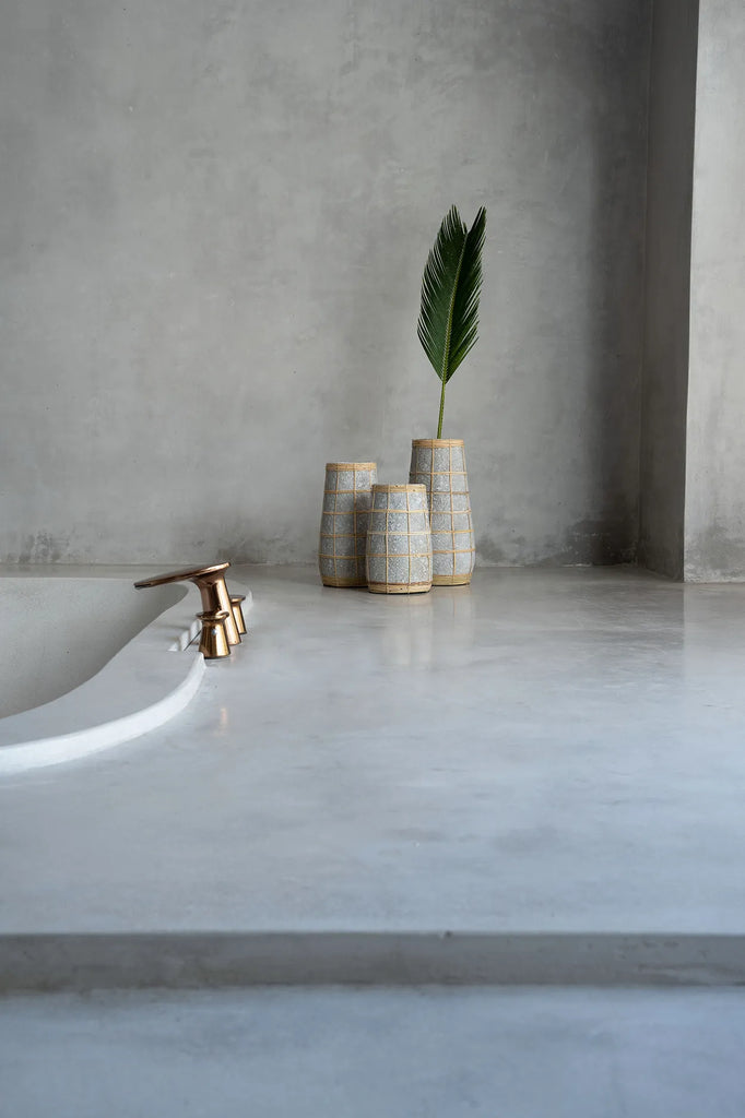 Le Vase Cutie - Béton Naturel - M