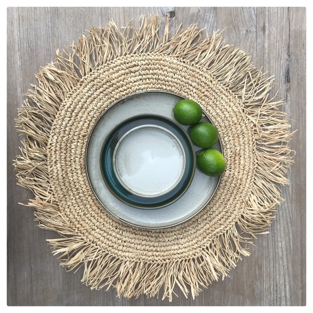 Le Set de Table Rond en Raphia The Fringe - Naturel