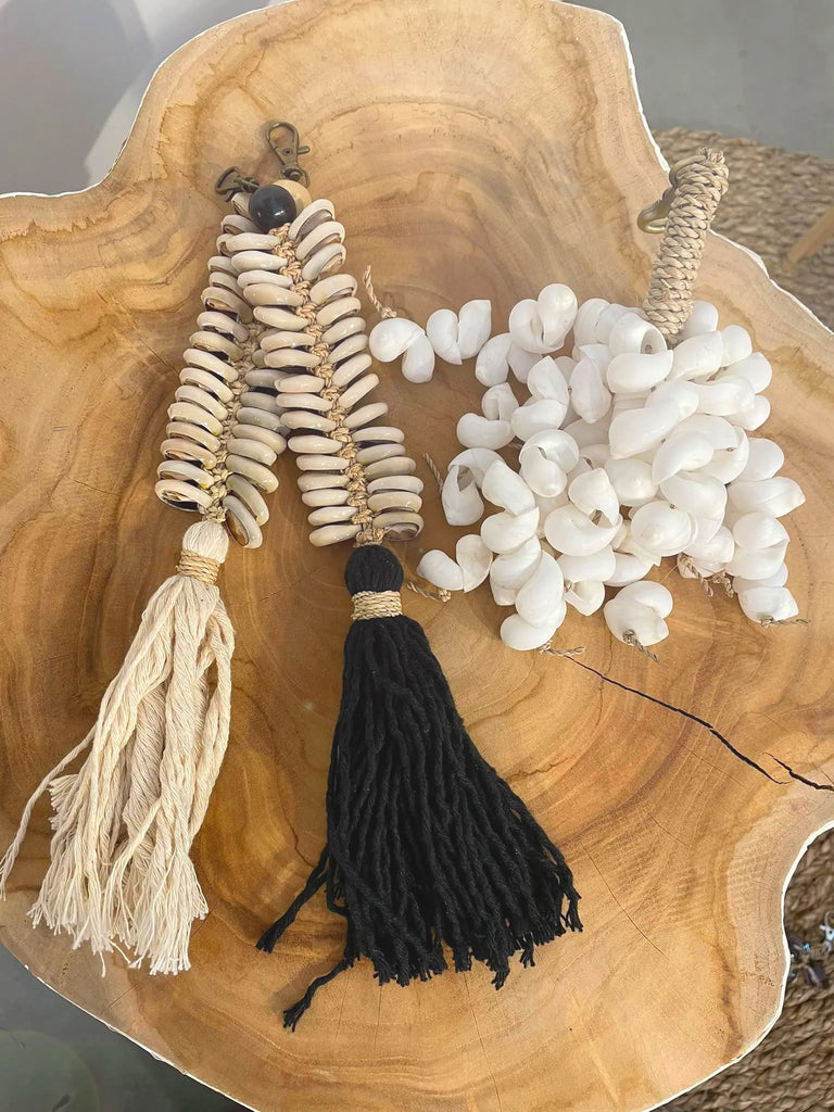 Le porte-clés en arête de poisson en macramé - Noir