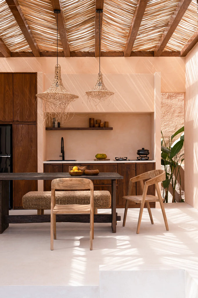 La chaise de salle à manger Teluk
