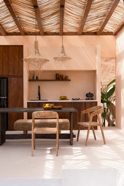 La chaise de salle à manger Teluk