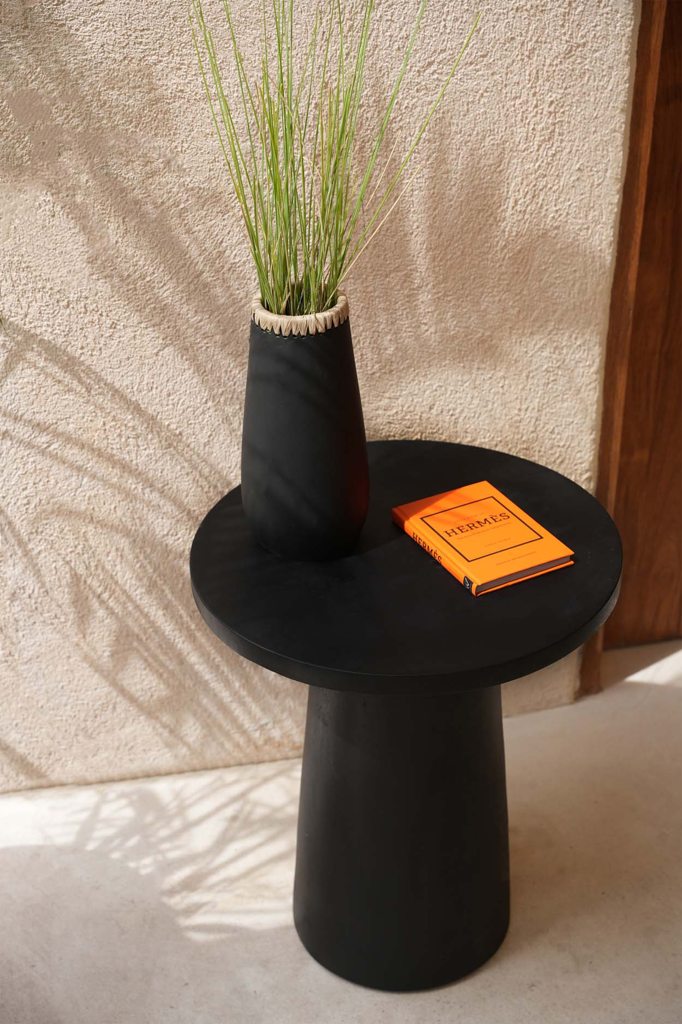La table d'appoint Timber Conic - Noir - 50